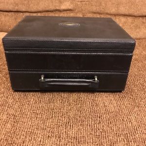 Fossil watch case. Like new.